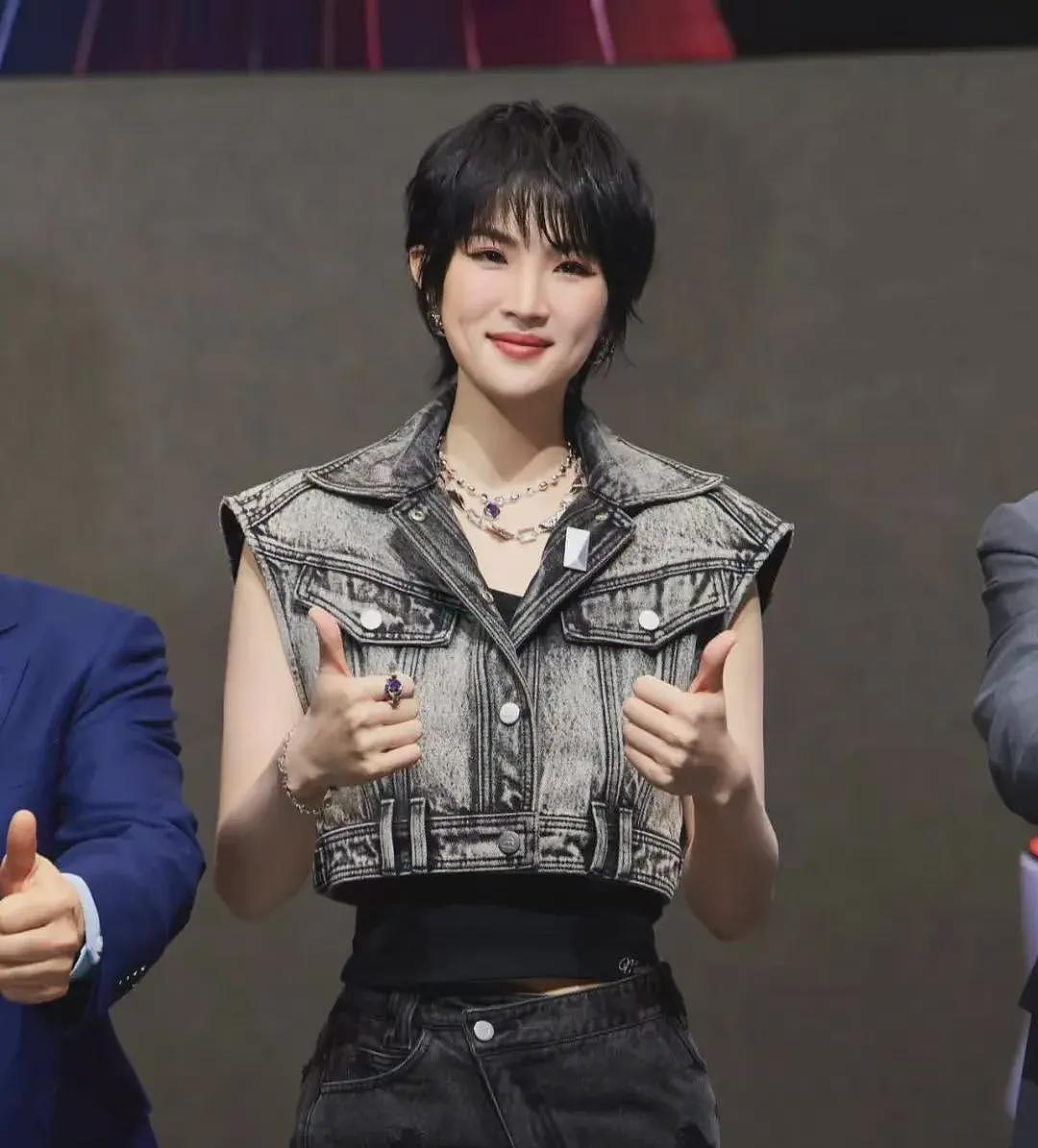 韩国女首富外孙女出道！眼神凌厉长相贵气，韩娱唯一的真财阀千金（组图） - 3