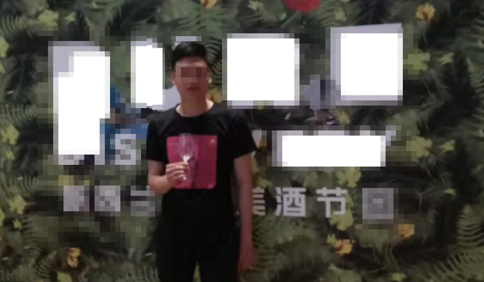 包养200位美女的冯总监，又被爆出更多的内幕（组图） - 15
