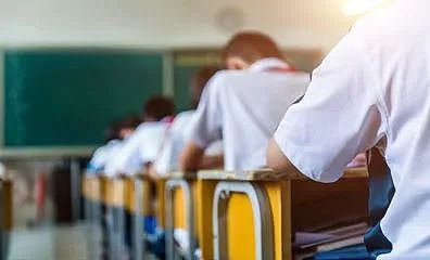 澳洲提议：不要在课上说“男孩”、“女孩”，只能说大家好…（组图） - 2