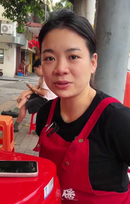 广东一饭店白米饭免费，老人每天打一碗米饭配酱油吃，店主：只要营业，就一直提供（组图） - 4