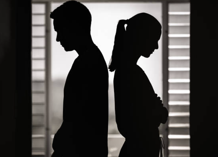 惊!华人美女陪男友留学两年,分手后竟被其母亲索要64.7万“分手费”?法院判决令人震惊...(组图) - 6