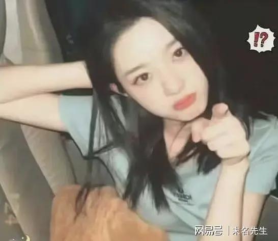 事实证明，“销声匿迹”的黄杨钿甜，早就走上了另一条康庄大道（组图） - 1