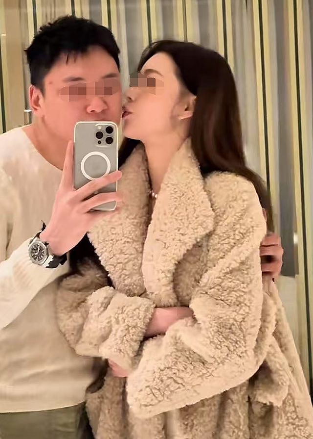 小米前高管包养200美女后续！约炮小号被扒出，大尺度床照太辣眼（组图） - 4
