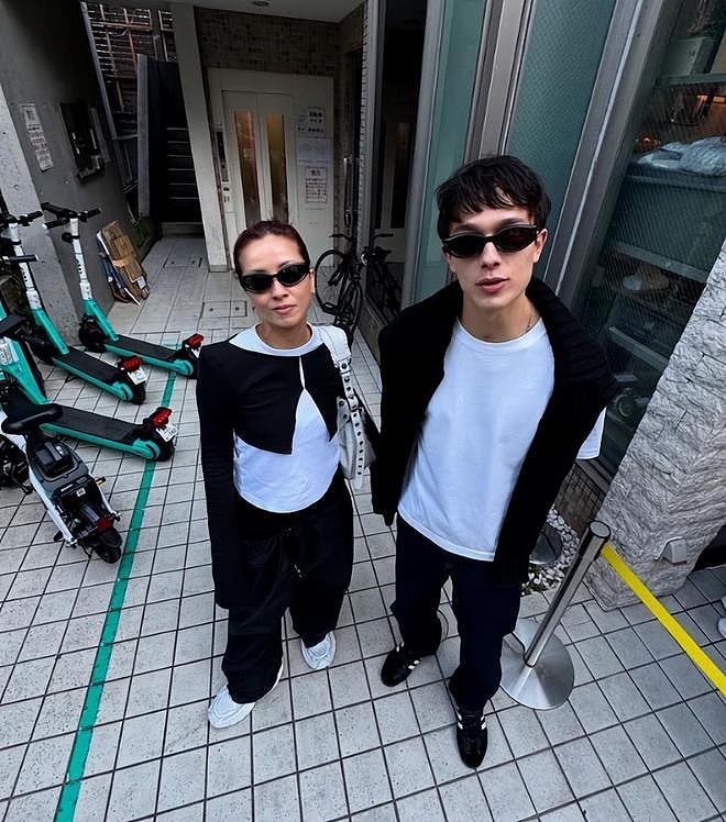 陈奕迅女儿出道MV上线,歌词控诉被抛弃PUA,日本男友迅速转发(组图) - 15