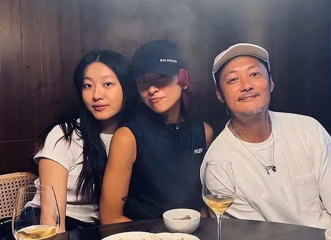 陈奕迅女儿出道MV上线,歌词控诉被抛弃PUA,日本男友迅速转发(组图) - 5