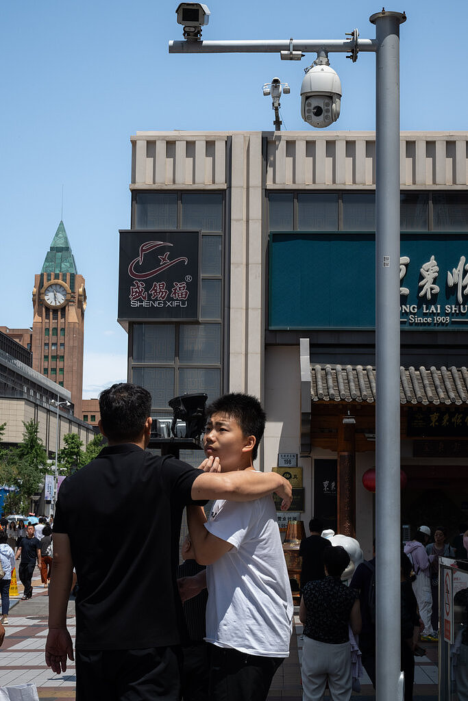 纽时：从中国的监控摄像头里看到美国的未来（组图） - 5