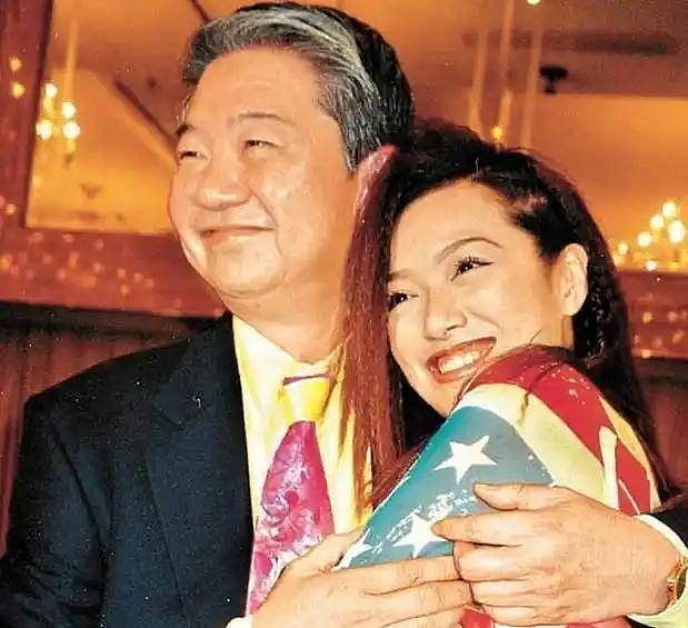 83岁蔡澜去世，在新加坡安葬，弟弟3月前刚去世，无儿女继承遗产（组图） - 19
