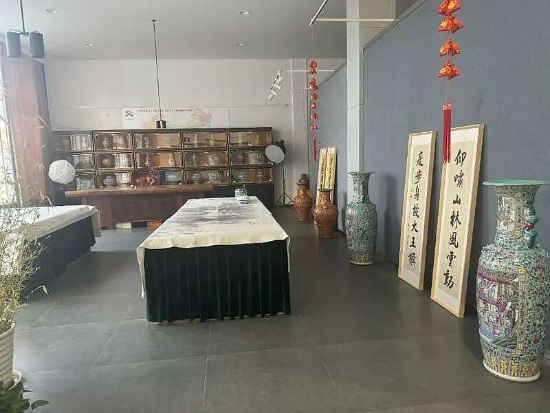 现实版“漂白”:31年前的命案嫌疑人,变身“智库专家”(组图) - 4
