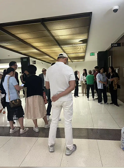 华人移民遇到“职业租霸”！百万新屋出租1年拿不到钱，警察管不了（组图） - 1