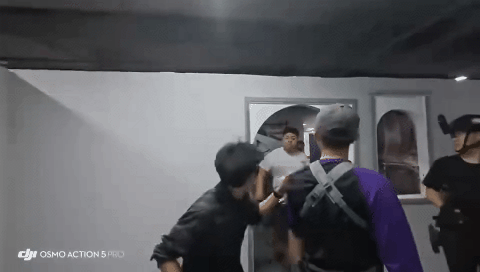 微胖女生玩真人CS失控开枪扫射路人,嘴脸爆火后被翻旧账又说自己抑郁…(组图) - 8