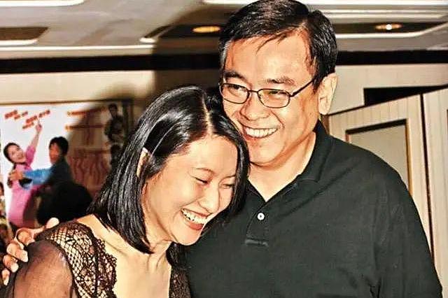 68岁尔冬升晒娃引争议：情史如戏，5位前任境况不同，前妻太惨了（组图） - 42