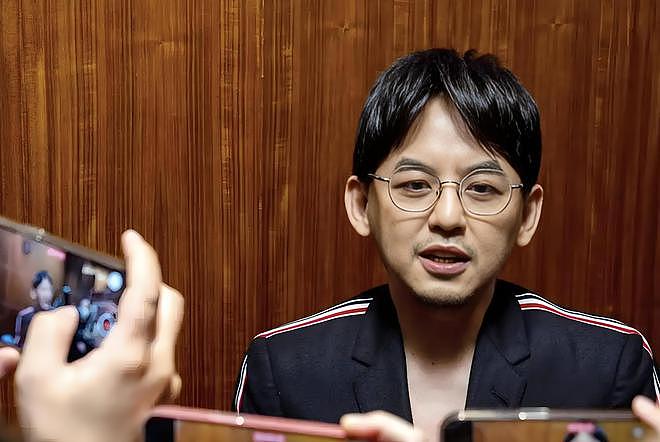 曝黄子佼变卖房产赔给47名受害人,13年老房打8折,疑曾在屋内自残(组图) - 1