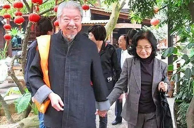 助理曝蔡澜最后时光没有半点痛苦，晚年不戒烟，爱打游戏看电影（组图） - 8