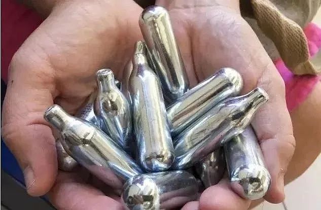 “永久瘫痪或死亡”!这类产品千万别碰,中国留学生被它搞成废人……(组图) - 4