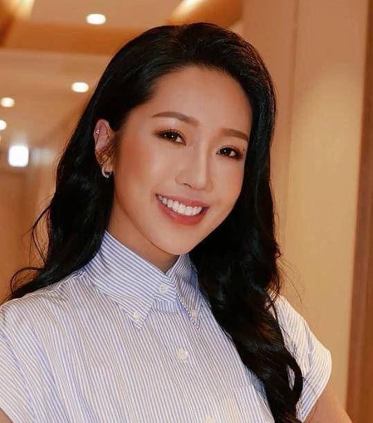 香港女星日本穿衣大解放，性感曲线引网友热议（组图） - 5