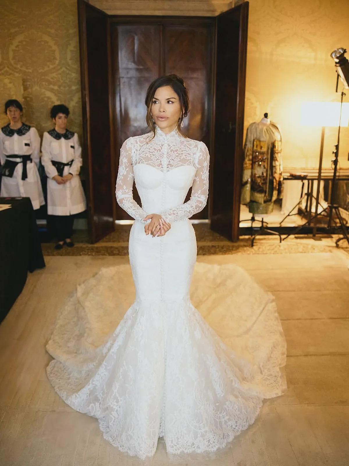 贝佐斯真的结婚了！辣妻首晒婚纱照，改名“贝佐斯夫人”宣示身分（组图） - 3