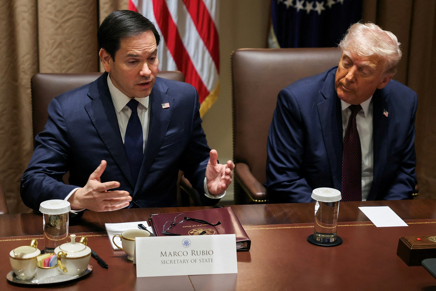 日媒：美国拟安排特朗普年内访华，或有数十名美企行政总裁随行（组图） - 2