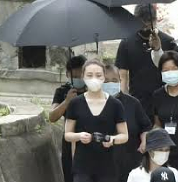 恭喜正式离婚？老公出轨净身出户，富家千金幡然醒悟不生娃？（组图） - 25