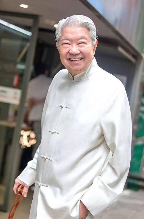 助理曝蔡澜最后时光没有半点痛苦，晚年不戒烟，爱打游戏看电影（组图） - 1