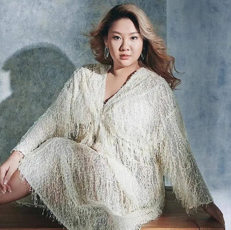 《歌手2025》补位炸了！活在父母光环下38年，抑郁停工2年，这次她能否站在光里破茧成蝶？（组图） - 35