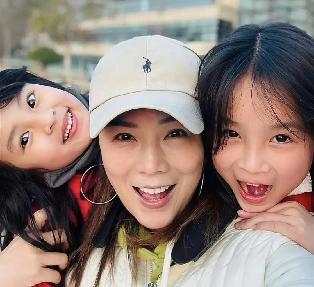 香港抗癌女星突然宣布离婚，结束14年婚姻，乳腺癌复发扩散到淋巴（组图） - 9