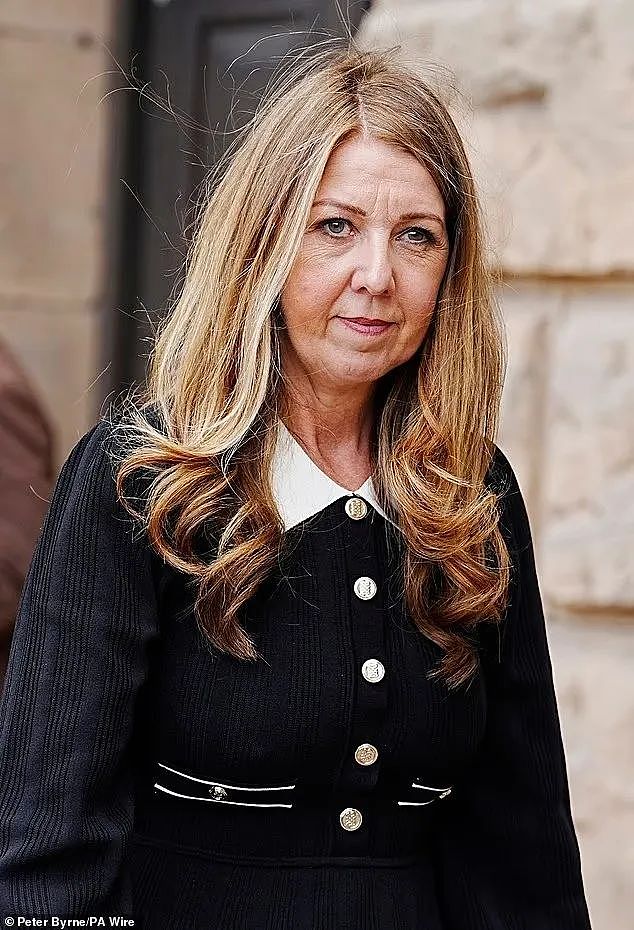 英国男版卡戴珊高调过富豪生活,直到一位女老板出手了:让你装X(组图) - 1