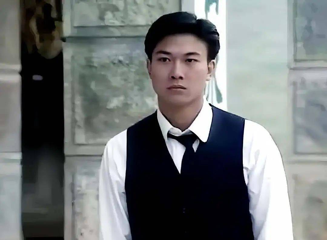 香港知名男星突然剃光头，移居广东中山，和妻子十年没有夫妻生活（组图） - 9