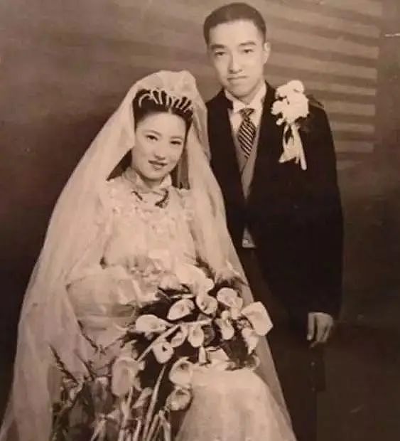 《歌手2025》补位炸了！活在父母光环下38年，抑郁停工2年，这次她能否站在光里破茧成蝶？（组图） - 23