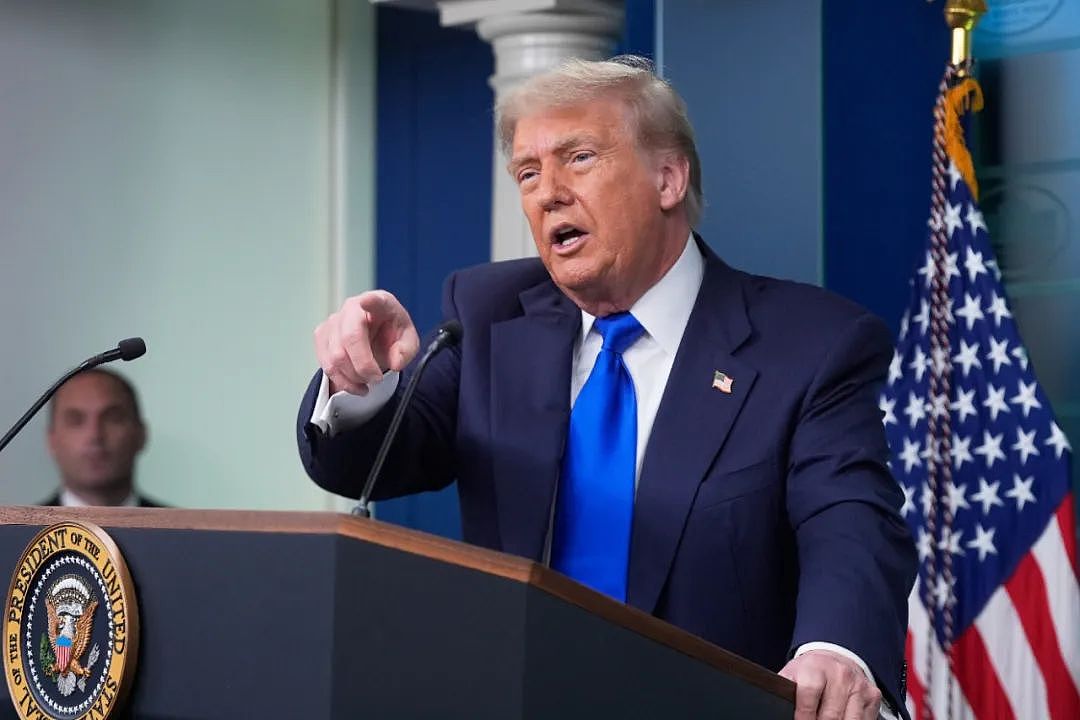 “特朗普手机，美国制造”竟是谎言！美国唯一手机制造商“打脸”：其实是一家中国公司生产（组图） - 5