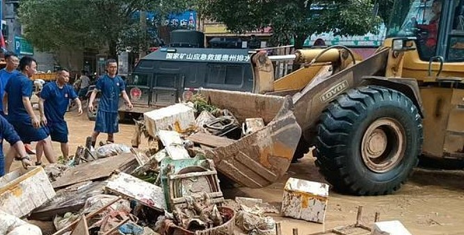 贵州榕江再遭洪水袭击，10万余人受灾，全城人心惶惶（视频/组图） - 2