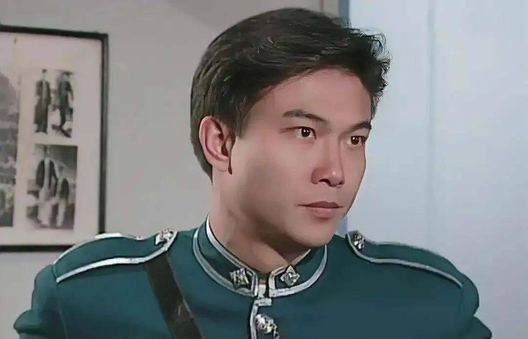 香港知名男星突然剃光头，移居广东中山，和妻子十年没有夫妻生活（组图） - 6