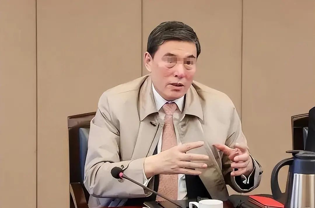 比恒大还多1.14万亿的巨头，倒了！（组图） - 15