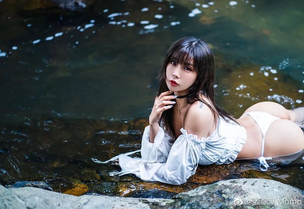 【美女】“美臀天后”私照曝光引人犯罪！女网友：这臀，看一眼就想要...（组图） - 1