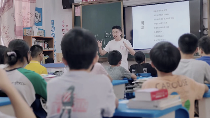【情感】章莹颖遇难8年,男友至今未娶!一直带着她的日记,替她完成心愿、照顾家人(组图) - 16