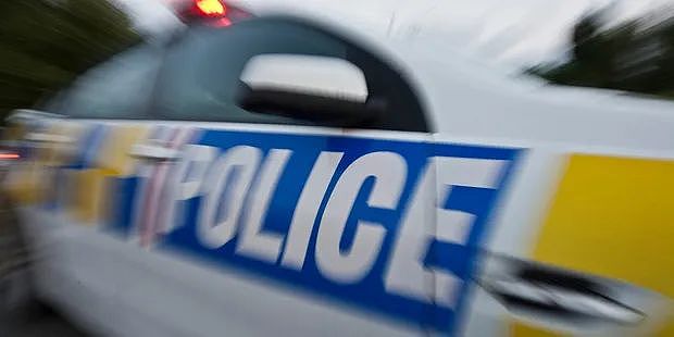 借了5万纽币高利贷后,奥克兰华人妈妈沦为贩毒头目,数钱数到“浑身是汗”……(组图) - 2