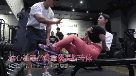 【美女】她29岁出演成人电影，30岁跳热舞爆红，只因34D身材太性感...（组图） - 20