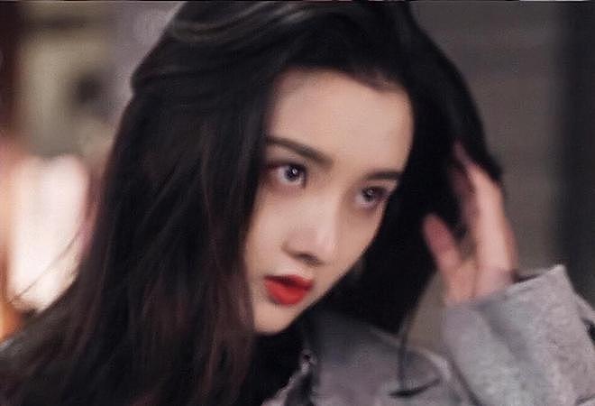 央视力捧，没想到，年仅27岁的宋祖儿，已悄悄走上杨紫的“老路”（组图） - 43