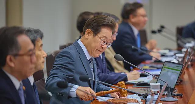 李在明果然老练，当了一个月的韩国总统，和尹锡悦完全不一样（组图） - 5