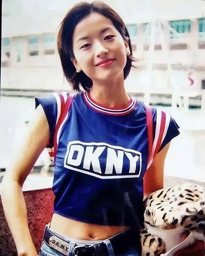 女儿出道，徐濠萦成人生赢家：“一无是处”却被宠30年，凭什么？（组图） - 7