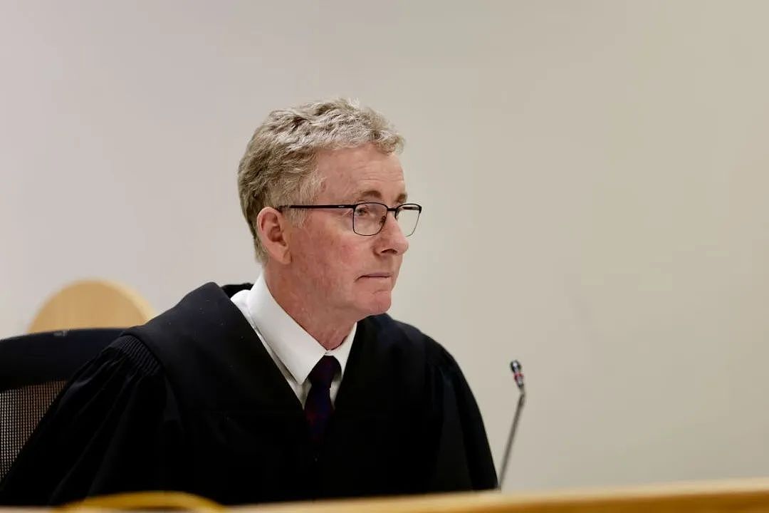 借了5万纽币高利贷后,奥克兰华人妈妈沦为贩毒头目,数钱数到“浑身是汗”……(组图) - 7