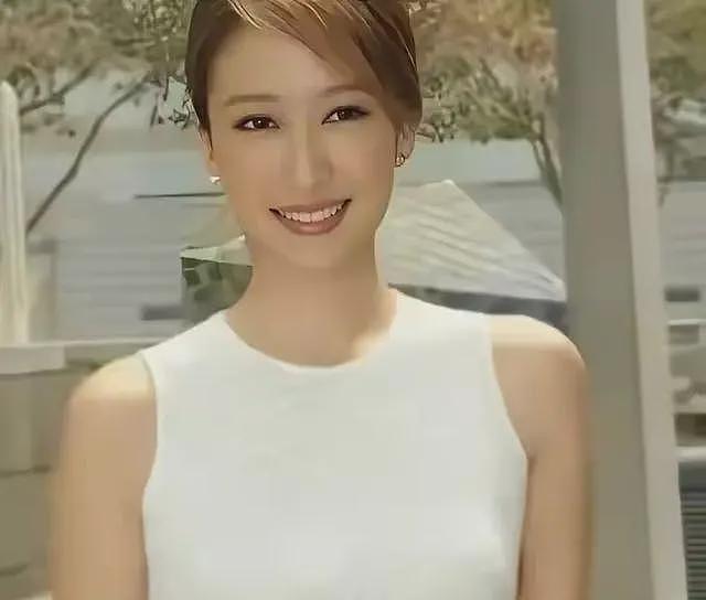 谢霆锋妹妹谢婷婷晒怀孕照片，肚子大如簸萁，孩子父亲是外国男友（组图） - 5