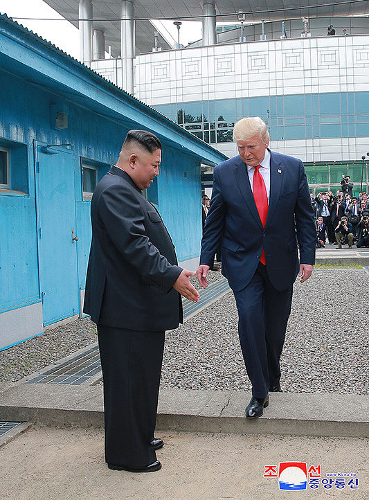 美智库：特朗普、金正恩有望趁10月“APEC峰会”板门店再度会面（组图） - 2