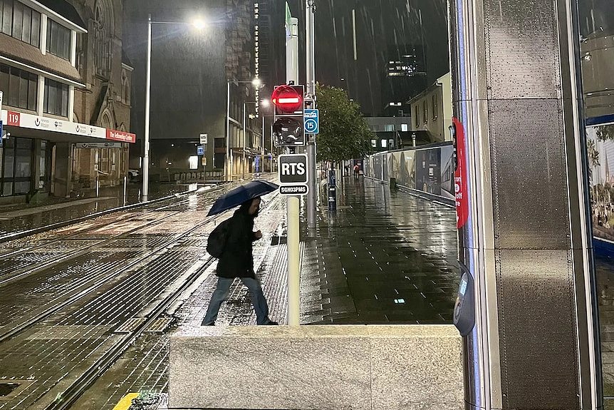 强风暴雨和洪水，悉尼等新州沿海地区遭遇“爆炸气旋”（组图） - 3