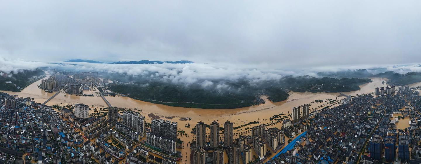 3天降水量=46个西湖，榕江大水从何而来（组图） - 1