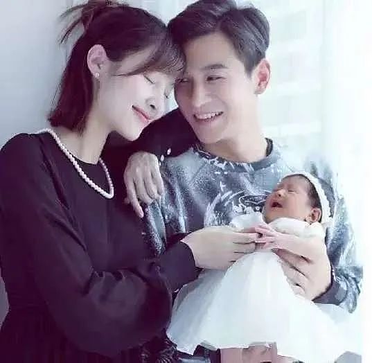 【情感】乔振宇：从冻龄男神到“超级奶爸”，结婚12年仍甜到齁，妻子竟是我们熟悉的她（组图） - 10