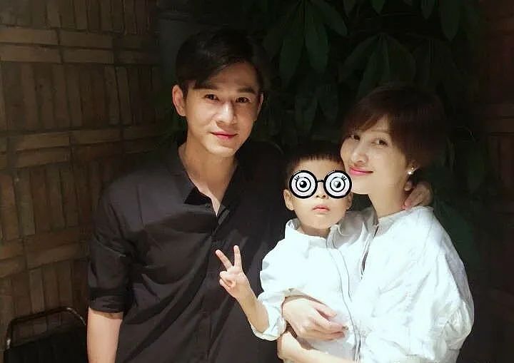 【情感】乔振宇：从冻龄男神到“超级奶爸”，结婚12年仍甜到齁，妻子竟是我们熟悉的她（组图） - 8