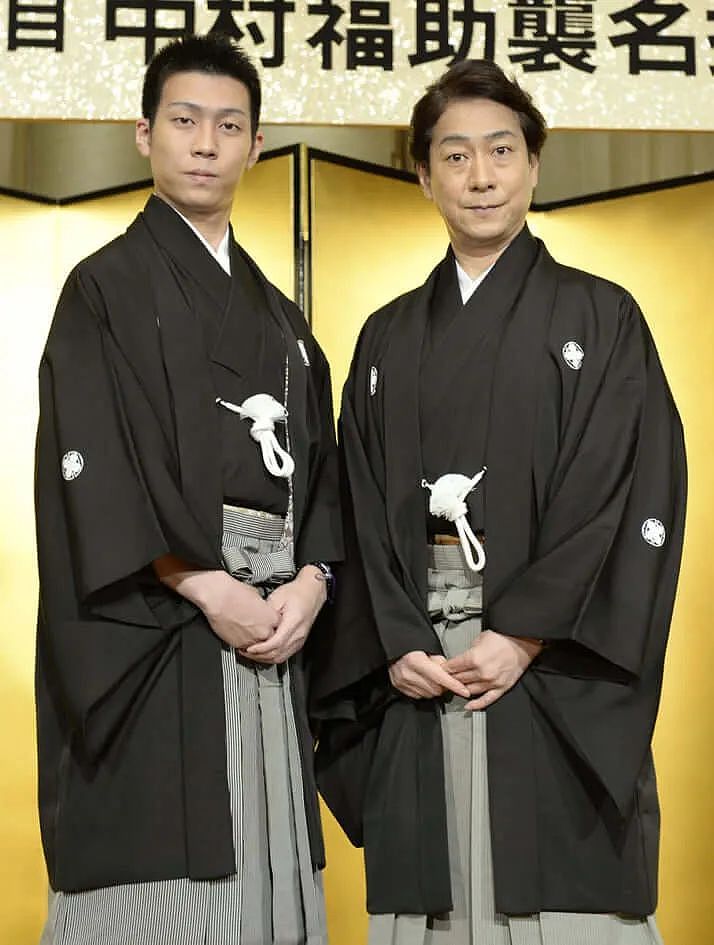 日本歌舞伎贵公子家暴妻子致骨折!事后携亲爹跪求原谅称:再打你就打款1000万(组图) - 11