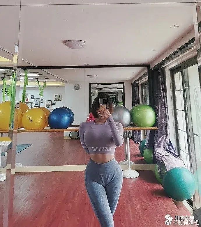 【美女】柳岩瑜伽分岩私照被爆,大到离谱,男粉们都不淡定了....(组图) - 12