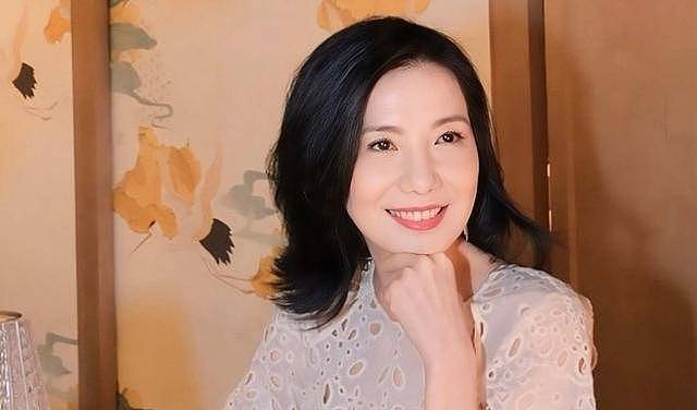 香港知名女星陷整容风波，鼻子变形容貌变化大，网友直呼认不出（组图） - 3
