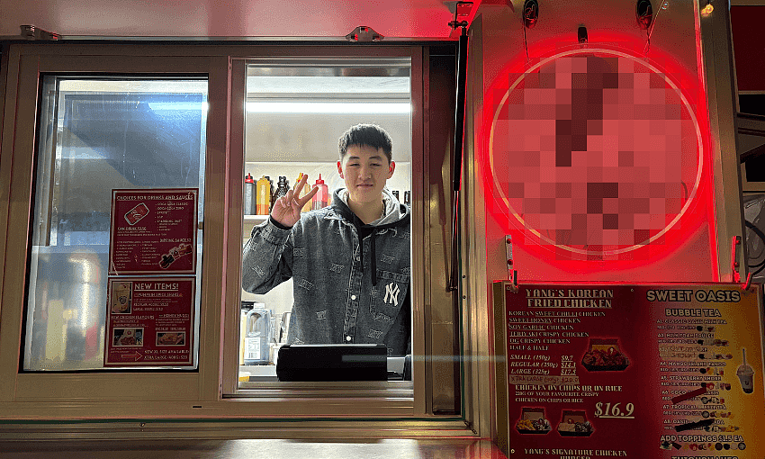 17岁“移二代”在新西兰开店，生意出圈！突然收到肯德基警告：马上改名（组图） - 6
